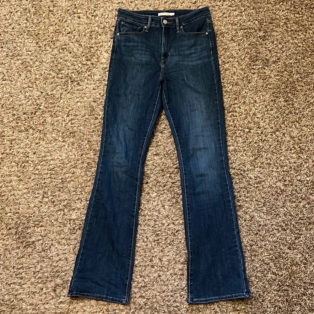 Levi’s 725 high waisted bootcut 8x32
